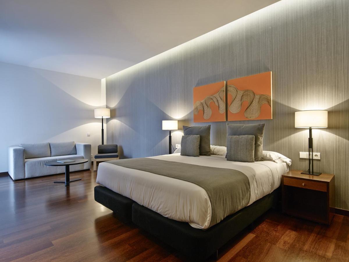 Hotel Carris Marineda آكورونيا المظهر الخارجي الصورة