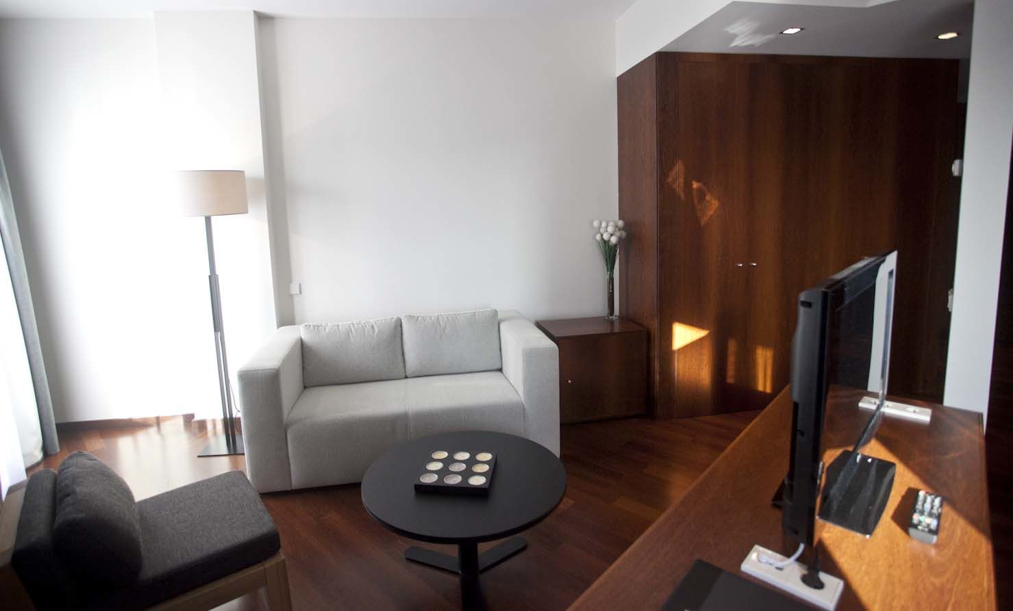 Hotel Carris Marineda آكورونيا الغرفة الصورة