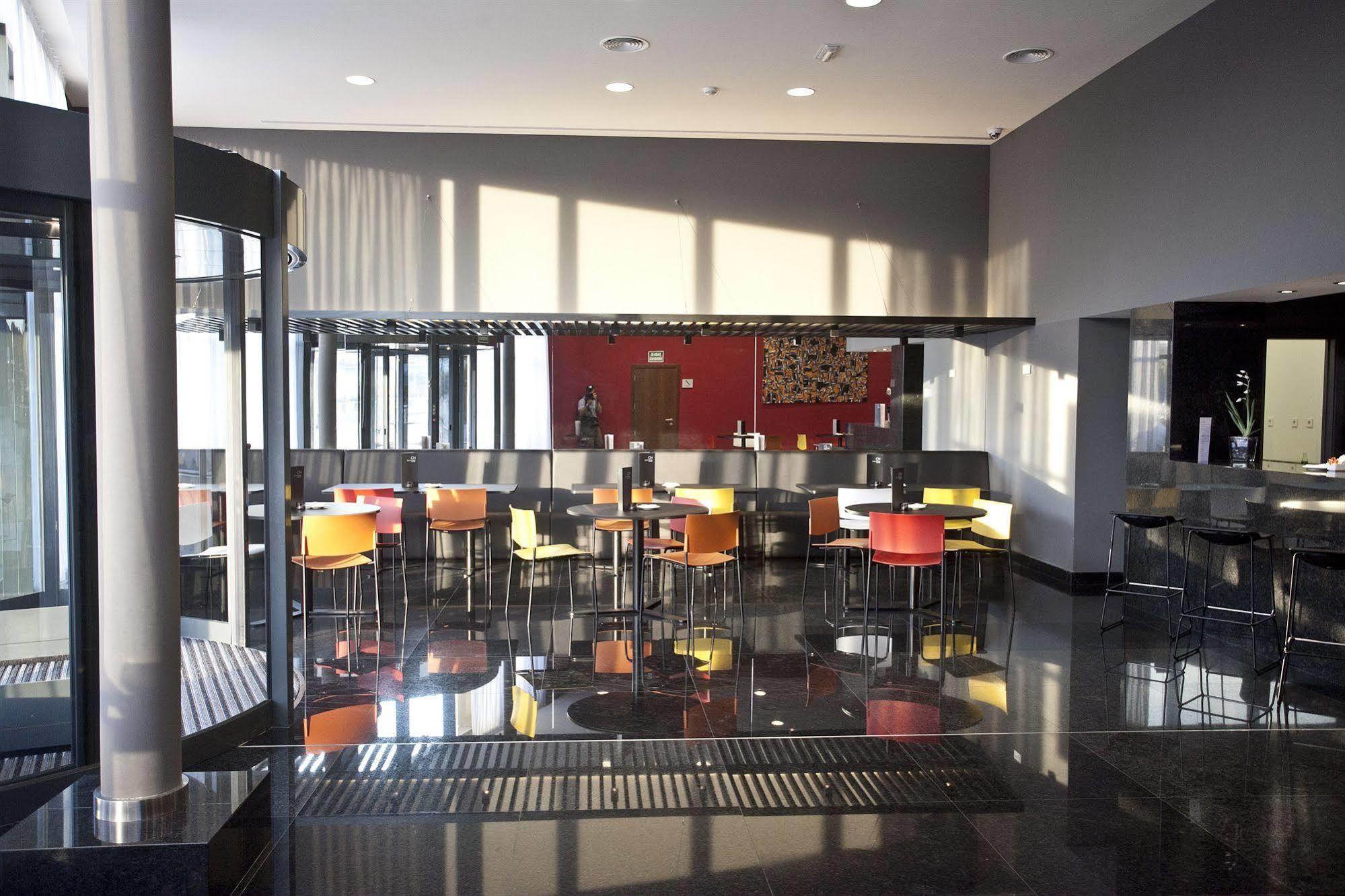 Hotel Carris Marineda آكورونيا المظهر الخارجي الصورة